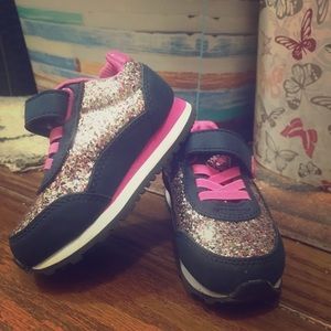 Cat & Jack size 5 toddler girl sneakers